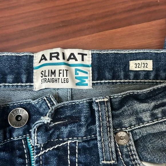 Ariat Slim Fit Straight Leg Jeans - Dark Blue - Picture 2 of 3